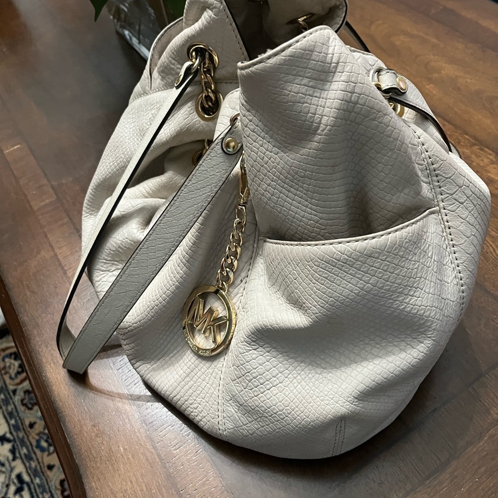 Michael Kors cream bag - Picture 4 of 5